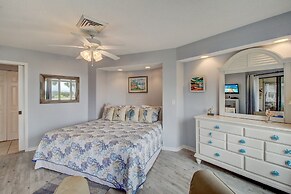 103 D Port O Call by Avantstay Close to Beach Community Pool