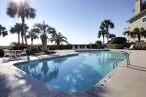 2 A Seagrove by Avantstay Oceanfront, Beach and Community Pool Access