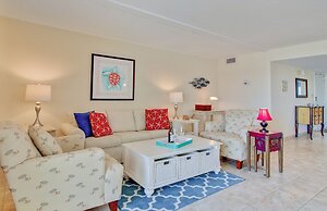 2 A Seagrove by Avantstay Oceanfront, Beach and Community Pool Access