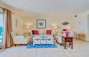 2 A Seagrove by Avantstay Oceanfront, Beach and Community Pool Access