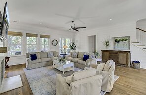 24 Sand Dollar Drive by Avantstay Entertainers Home w/ Pool. Hot Tub, 