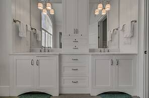 24 Sand Dollar Drive by Avantstay Entertainers Home w/ Pool. Hot Tub, 