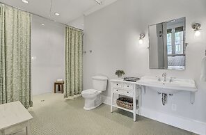 24 Sand Dollar Drive by Avantstay Entertainers Home w/ Pool. Hot Tub, 