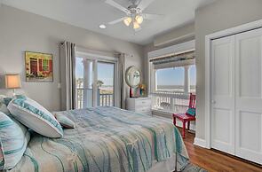 502 Ocean Blvd by Avantstay Beachfront w/ Pool & Ocean Views!