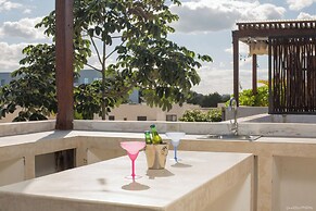 Manor Tulum by The Spot Rentals