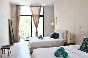 Manor Tulum by The Spot Rentals