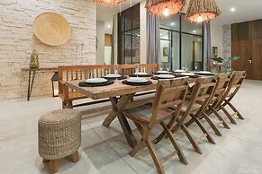 Manor Tulum by The Spot Rentals