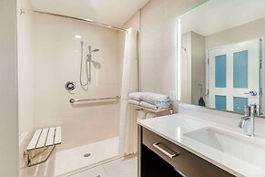 Cambria Hotel Copper Mountain