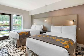 Cambria Hotel Copper Mountain