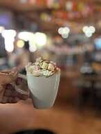 1961 Los Naranjos Hostal