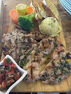 1961 Los Naranjos Hostal