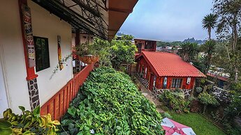 1961 Los Naranjos Hostal