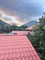 1961 Los Naranjos Hostal