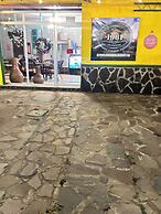 1961 Los Naranjos Hostal