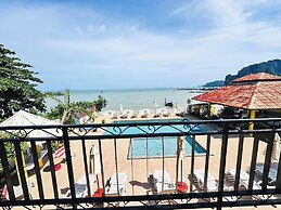 Anyavee Chom By The Sea