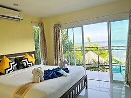 Anyavee Chom By The Sea