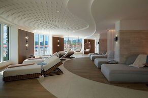 Buoy Haus Beach Resort St. Thomas, Autograph Collection