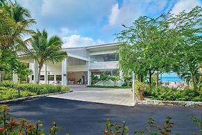 Buoy Haus Beach Resort St. Thomas, Autograph Collection