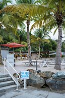 Buoy Haus Beach Resort St. Thomas, Autograph Collection