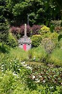 Merlins Gardens - Tenby Cottage