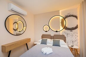 Ragusa Sea View apartment by DuHomes