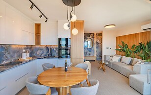 Ragusa Sea View apartment by DuHomes