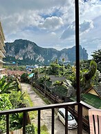 ALPHA Hostel Cafe&Bar