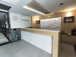 Hotel sar kamla dham