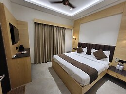 Hotel sar kamla dham