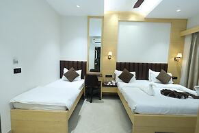 Hotel sar kamla dham