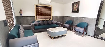 Hotel sar kamla dham