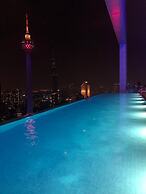 Amazing Pool By Platinum Suites