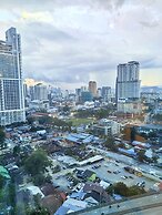 Amazing Pool By Platinum Suites