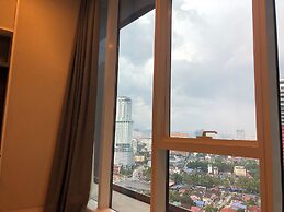 Amazing Pool By Platinum Suites