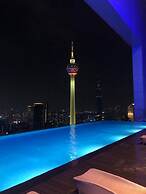 Amazing Pool By Platinum Suites