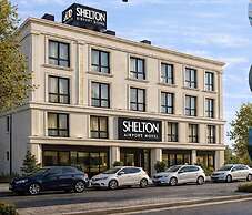 Shelton Airport Otel