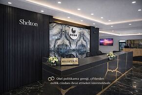 Shelton Airport Otel