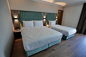 Shelton Airport Otel