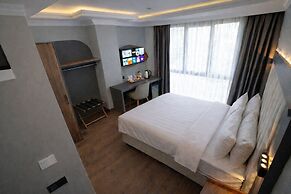 Shelton Airport Otel