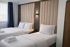 Shelton Airport Otel
