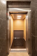 YAMAS Urban Living Sunny Pool Penthouse