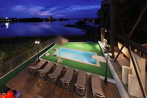 Crystal Besso Shirahama Uminomachi