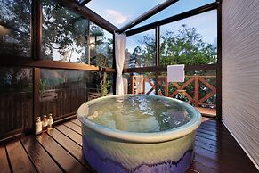 Crystal Besso Shirahama Uminomachi