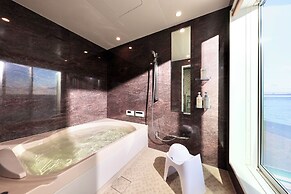 Crystal Besso Shirahama Uminomachi