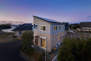 Crystal Besso Shirahama Uminomachi