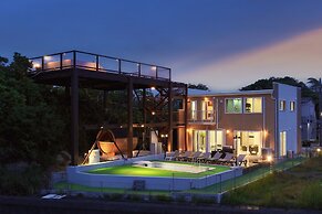 Crystal Besso Shirahama Uminomachi