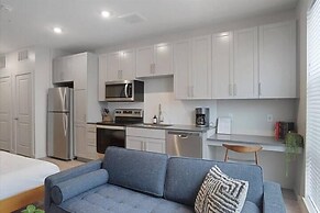 CozySuites at Lawrenceville