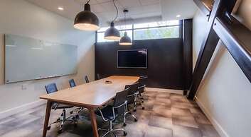 CozySuites at Lawrenceville