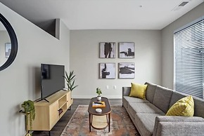 CozySuites at Lawrenceville