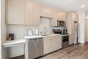 CozySuites at Lawrenceville